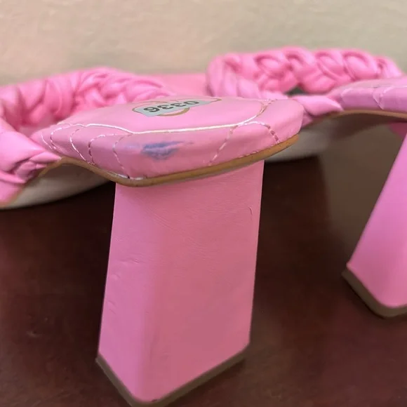 Jessica Simpson Barbie Core Pink Thong Heels Sz 9 - Picture 4 of 10